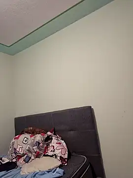 curvy diva  online show from 04-08-26, 09:31