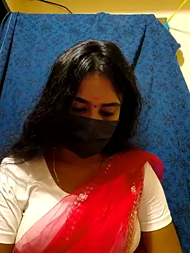 mini-queen online show from 11-23-25, 08:47