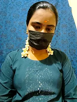 mini-queen online show from 11-30-25, 09:02