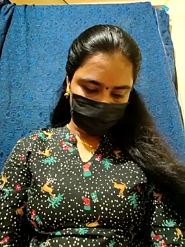 mini-queen online show from 03-28-26, 05:45