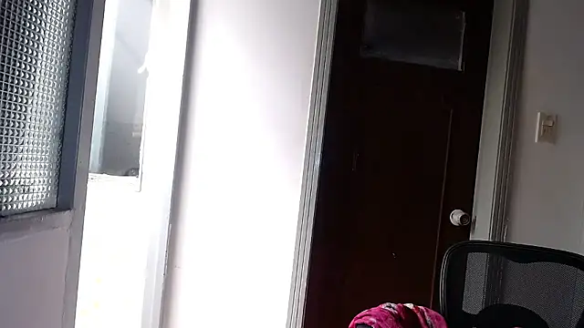 snow belle online show from 01-14-26, 07:41