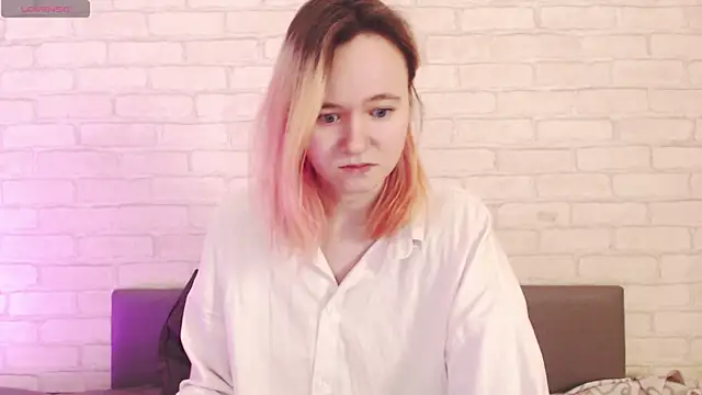 Ericha Stone online show from 03-27-26, 01:55