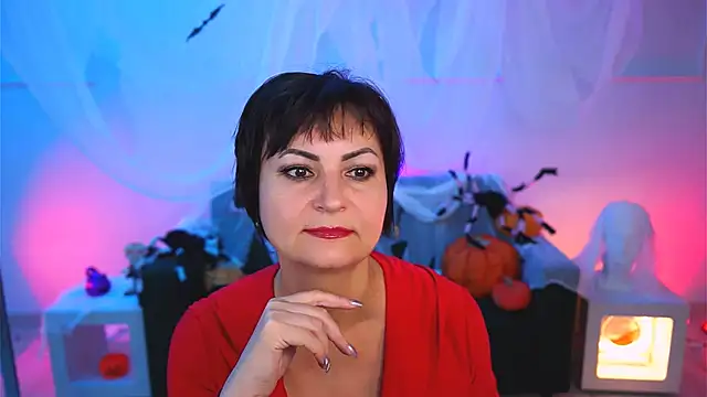 HelenBeler online show from 10-28-25, 05:00