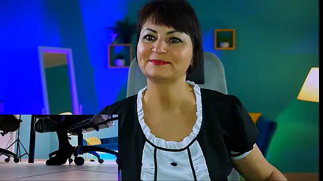 HelenBeler online show from 11-30-25, 05:33