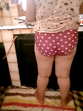 Snapshot of Mayamimi chatting on 09-17-25, 12:40 Mayamimi online show from 09-17-25, 12:40