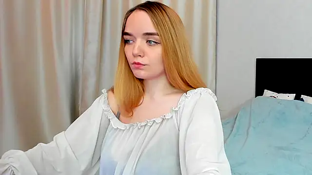 JanetShy online show from 09-24-25, 12:19