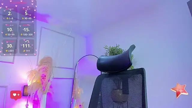 Emilywillis8 online show from 12-17-25, 02:45