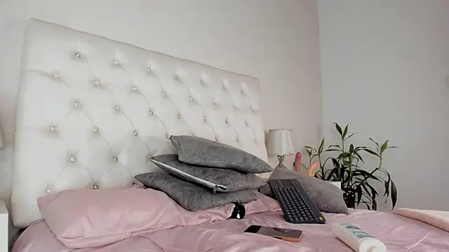 Viictoriia Lopez online show from 09-09-25, 04:23