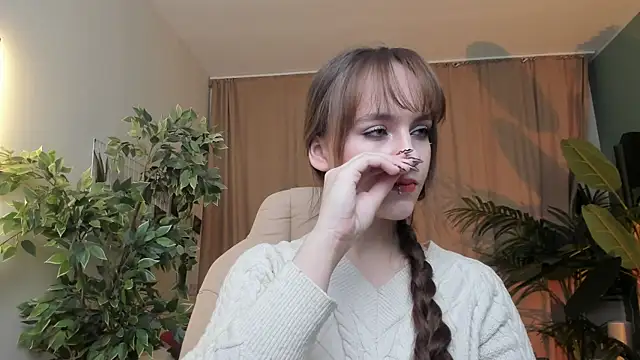 Jamie Chung online show from 12-14-25, 01:11