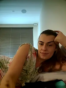 Carolinemiam online show from 10-02-25, 12:23