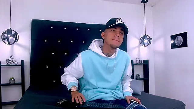 tattoos22 online show from 11-17-25, 12:22