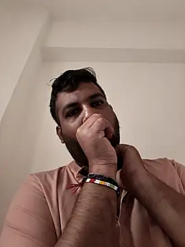 Snapshot of vinay_smalldick chatting on 04-22-26, 01:19 vinay smalldick online show from 04-22-26, 01:19
