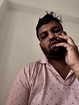 Snapshot of vinay_smalldick chatting on 05-15-26, 11:45 vinay smalldick online show from 05-15-26, 11:45