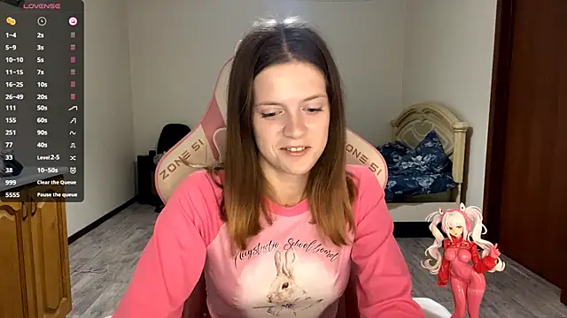 VibeQueenLucy online show from 09-22-25, 03:14