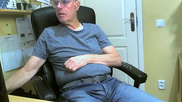 Klipparn online show from 11-25-25, 04:29