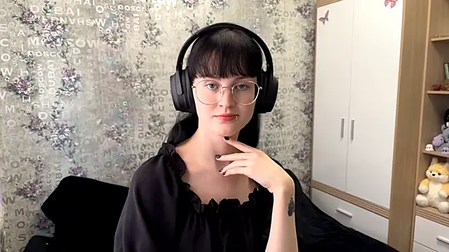 FakeLamb online show from 09-10-25, 12:05