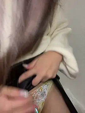 av nanashi online show from 01-10-26, 12:40