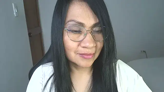 LissafeetHott online show from 10-25-25, 10:37