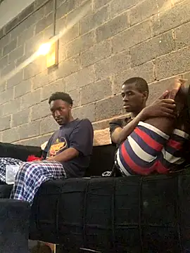 Snapshot of Vince_Favent chatting on 09-09-25, 03:11 Vince Favent online show from 09-09-25, 03:11