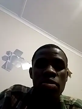 Snapshot of Vince_Favent chatting on 10-02-25, 09:55 Vince Favent online show from 10-02-25, 09:55