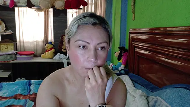  Charlize theron  online show from 02-07-26, 08:45