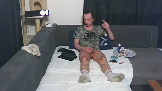 Snapshot of cum2camboys chatting on 04-07-26, 06:52 cum2camboys online show from 04-07-26, 06:52
