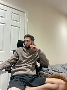 Snapshot of mixedcouplee69 chatting on 09-26-25, 10:47 mixedcouplee69 online show from 09-26-25, 10:47