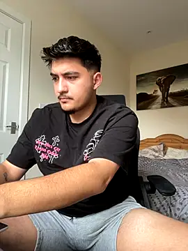 Snapshot of mixedcouplee69 chatting on 09-27-25, 11:59 mixedcouplee69 online show from 09-27-25, 11:59