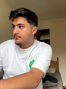 Snapshot of mixedcouplee69 chatting on 10-03-25, 10:34 mixedcouplee69 online show from 10-03-25, 10:34