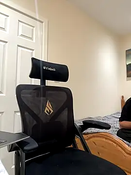 Snapshot of mixedcouplee69 chatting on 10-06-25, 11:51 mixedcouplee69 online show from 10-06-25, 11:51