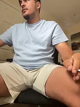 Snapshot of mixedcouplee69 chatting on 10-09-25, 10:02 mixedcouplee69 online show from 10-09-25, 10:02