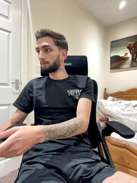 Snapshot of mixedcouplee69 chatting on 10-14-25, 09:15 mixedcouplee69 online show from 10-14-25, 09:15