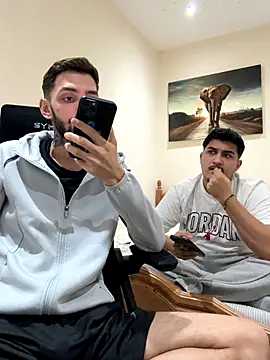 Snapshot of mixedcouplee69 chatting on 10-31-25, 06:31 mixedcouplee69 online show from 10-31-25, 06:31