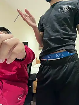 Snapshot of mixedcouplee69 chatting on 12-17-25, 09:43 mixedcouplee69 online show from 12-17-25, 09:43