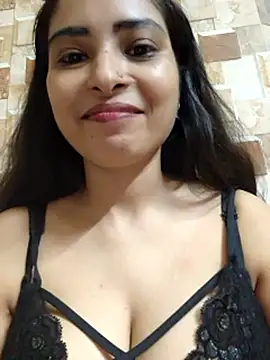 QUEEN-ADITI online show from 10-01-25, 02:06