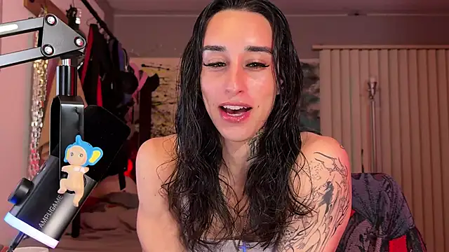 xoFrankie online show from 07-19-26, 03:54