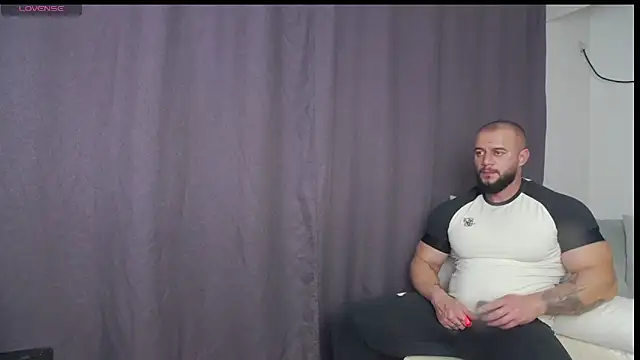 Snapshot of RickyMiami1 chatting on 11-28-25, 09:50 RickyMiami1 online show from 11-28-25, 09:50