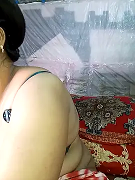 Snapshot of Tanisha-Chy chatting on 11-23-25, 05:57 Tanisha-Chy online show from 11-23-25, 05:57