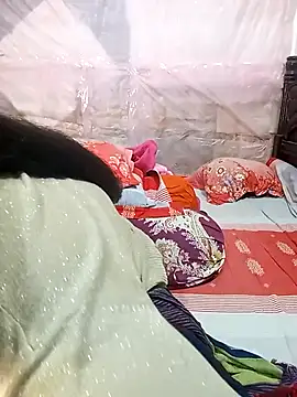 Snapshot of Tanisha-Chy chatting on 12-22-25, 05:21 Tanisha-Chy online show from 12-22-25, 05:21