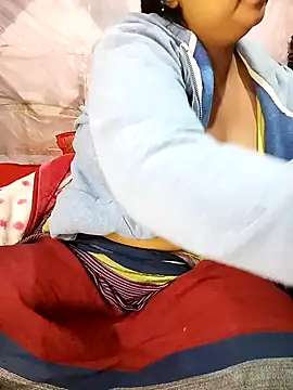 Snapshot of Tanisha-Chy chatting on 01-08-26, 05:37 Tanisha-Chy online show from 01-08-26, 05:37