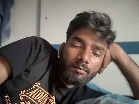 Snapshot of desi_indicoc chatting on 11-09-25, 01:37 desi indicoc online show from 11-09-25, 01:37