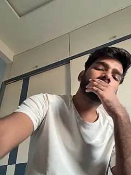 Snapshot of desi_indicoc chatting on 11-18-25, 10:52 desi indicoc online show from 11-18-25, 10:52