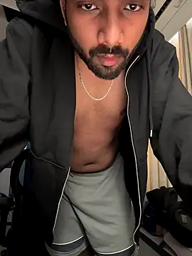 Snapshot of desi_indicoc chatting on 12-02-25, 05:35 desi indicoc online show from 12-02-25, 05:35