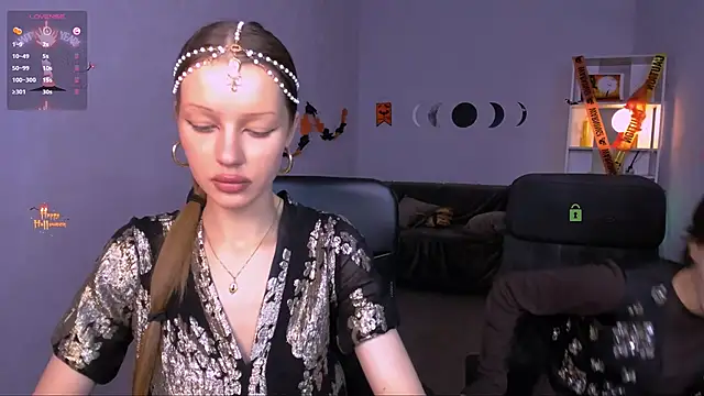 khloebeauty online show from 10-31-25, 09:49