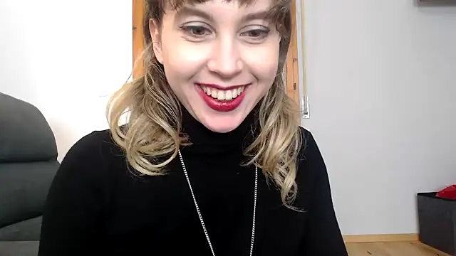 Snapshot of L_Sofia chatting on 02-06-26, 04:21 L Sofia online show from 02-06-26, 04:21