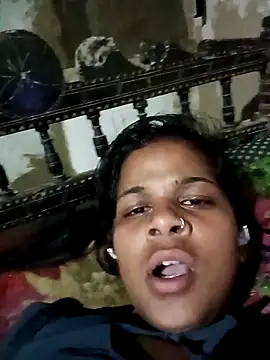 Snapshot of Sexxy_kajal chatting on 09-20-25, 03:57 Sexxy kajal online show from 09-20-25, 03:57