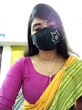 Puja-Rane online show from 10-30-25, 01:40