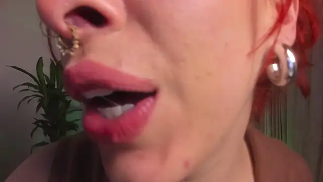 bri von dhara   online show from 10-15-25, 04:40