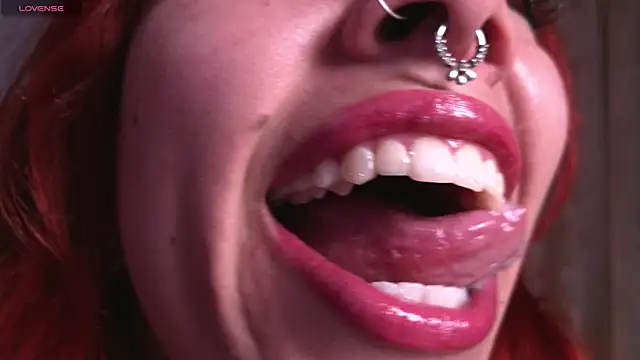 bri von dhara   online show from 11-30-25, 05:28