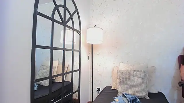 aliceandsia online show from 03-17-26, 07:28